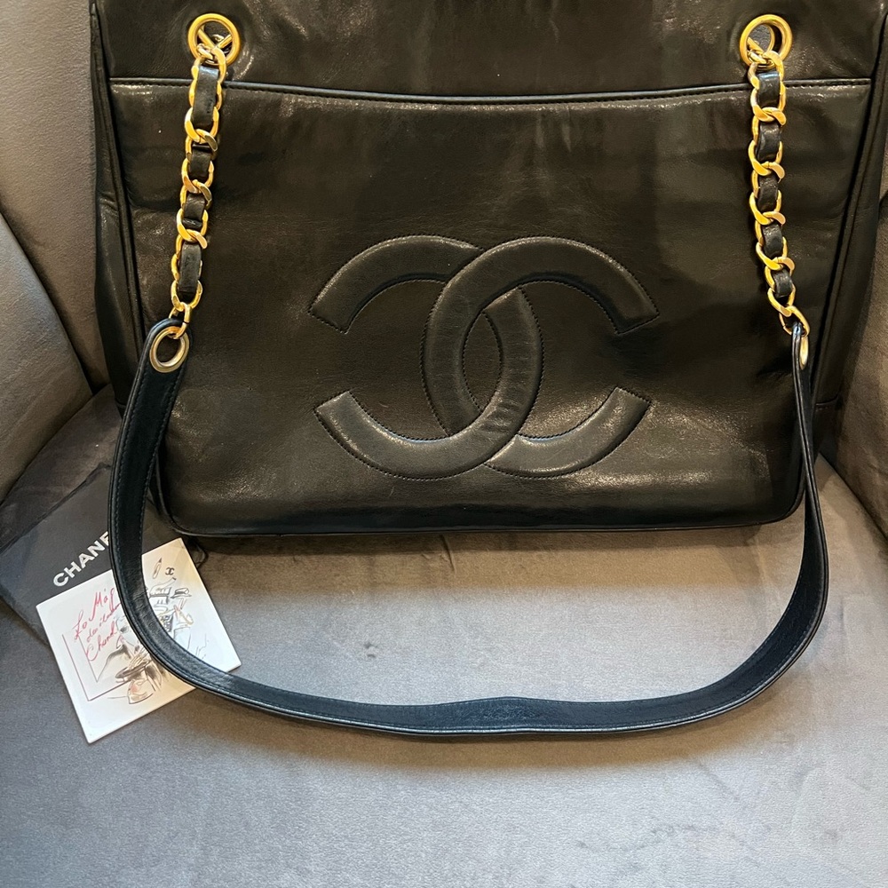 Chanel Lambskin 24k Gold Tote Bag - Picture 3 of 16